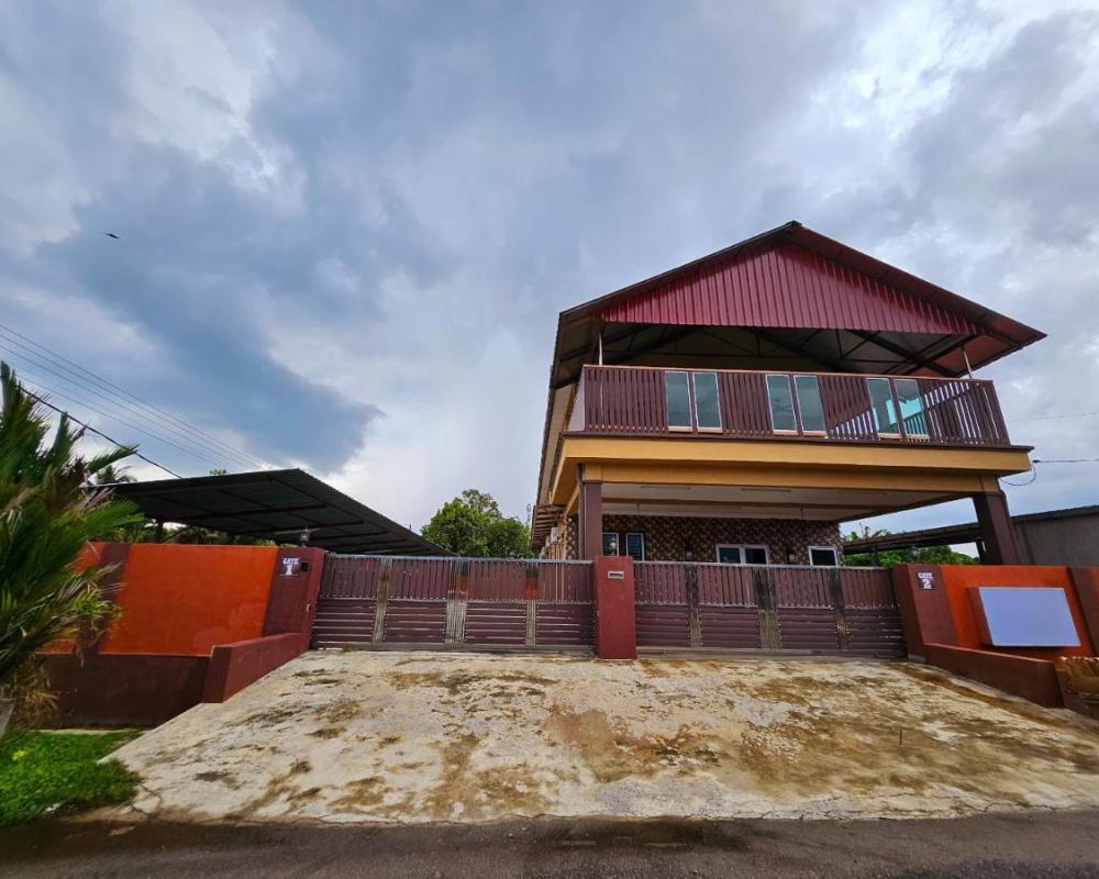 The Blue Guest House, WiFi, Free Parking, Aulong