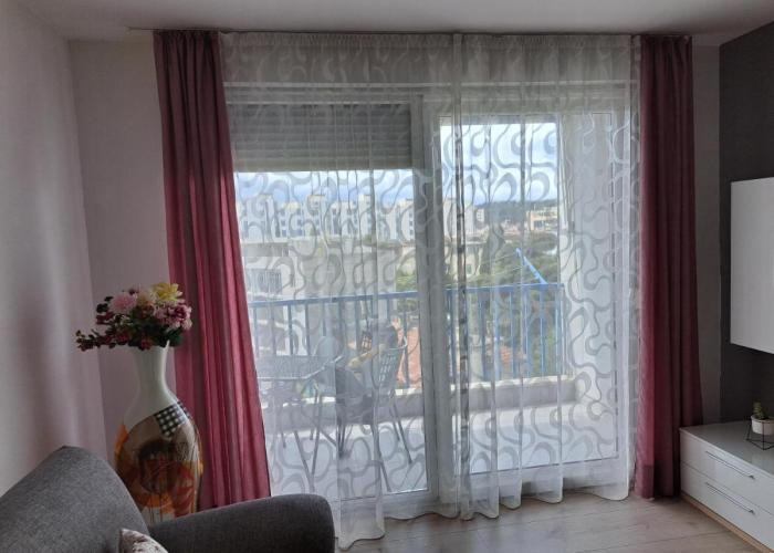 Apartment Holiday in Split, near the old town, three rooms, balcony, garage