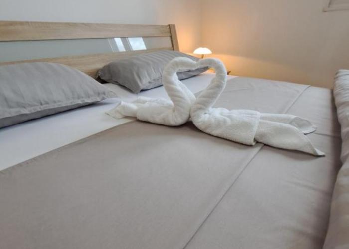 Apartment Holiday in Split, near the old town, three rooms, balcony, garage