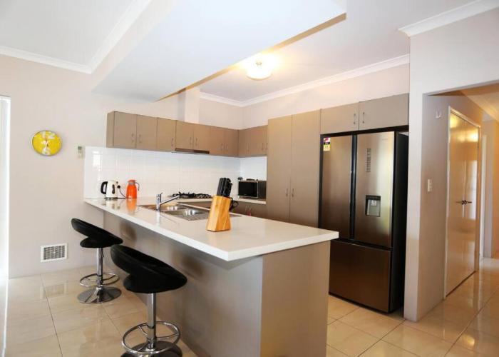 Nice and Neat House for your Journey - Renovated