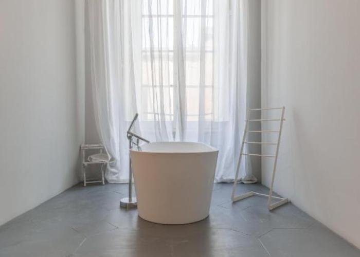 THE ARTIST'S LOFT