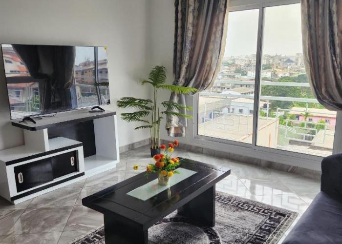 Magnifique appartement haut standing à Kotto, calme, propre, securise avec groupe electrogene et wifi