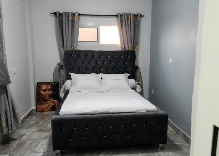 Magnifique appartement haut standing à Kotto, calme, propre, securise avec groupe electrogene et wifi