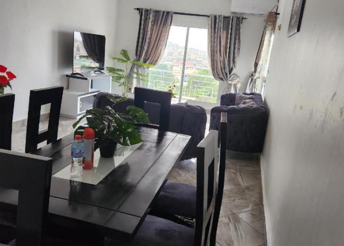 Magnifique appartement haut standing à Kotto, calme, propre, securise avec groupe electrogene et wifi