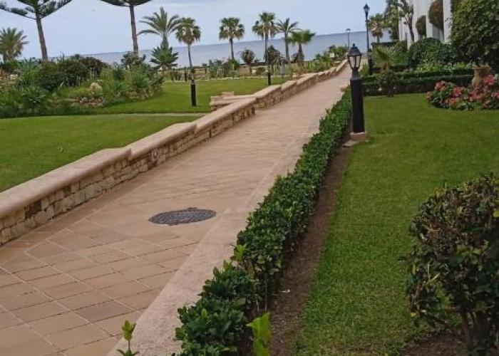 Beautiful apartament the beach marina 1