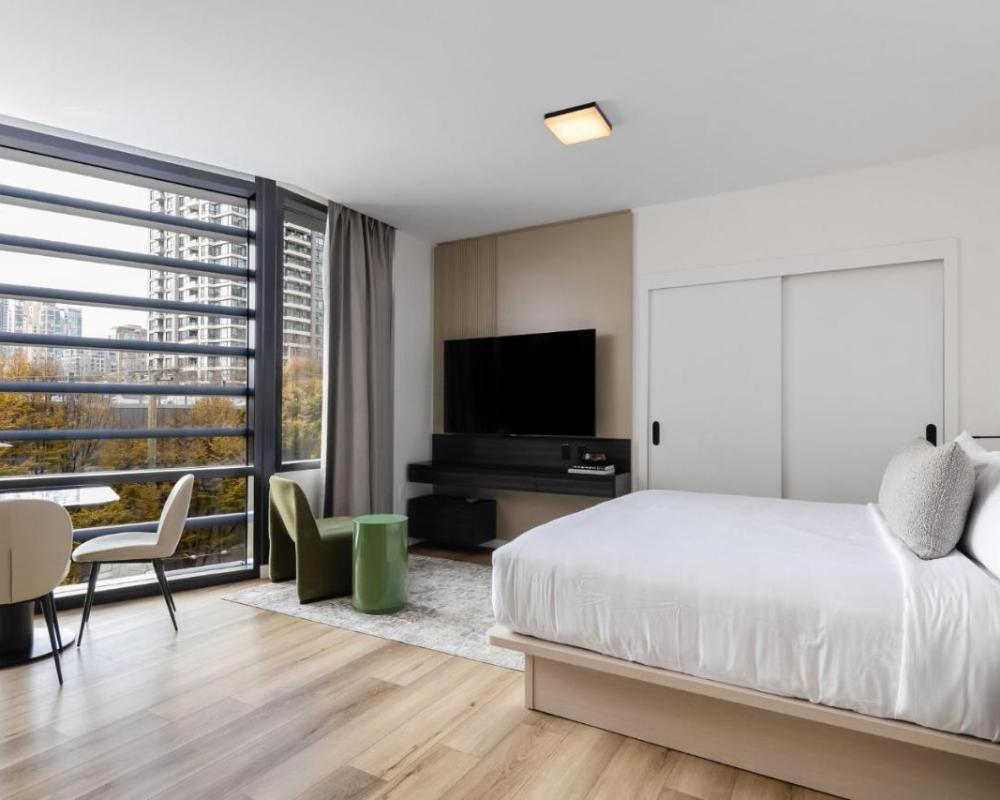 фото Smithe House