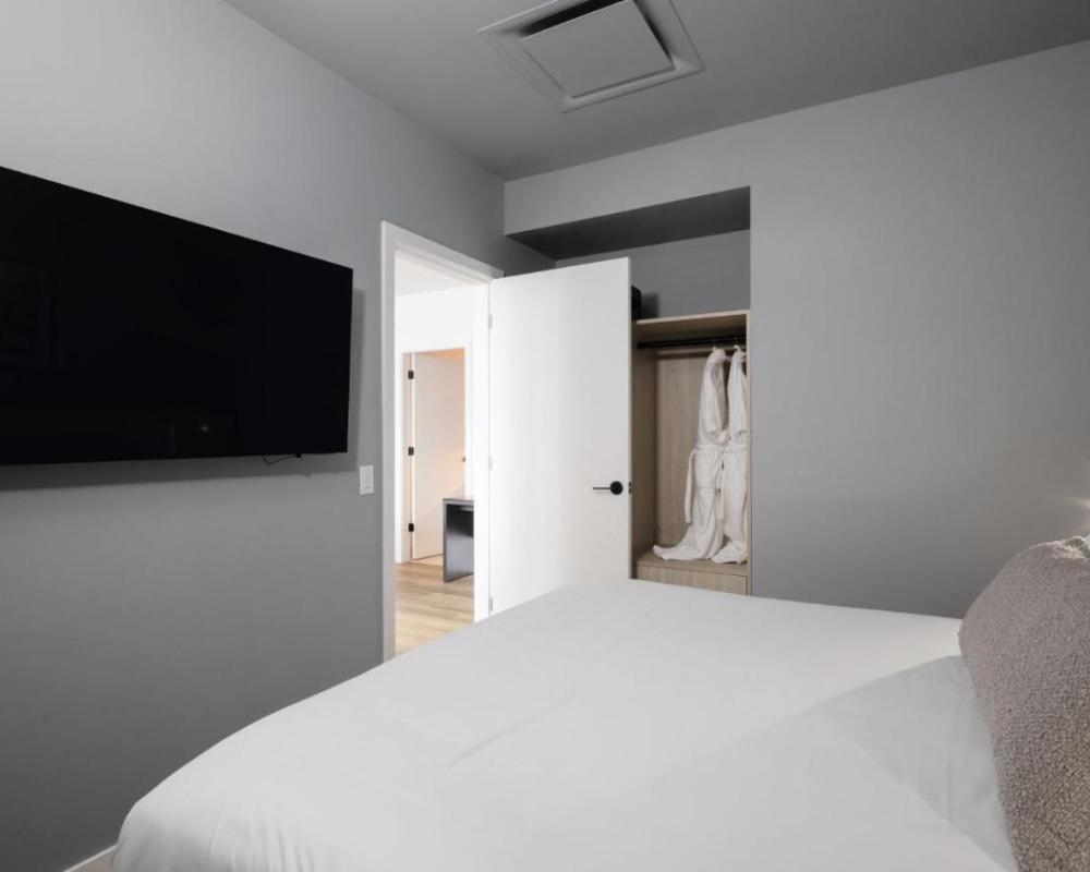 фото Smithe House