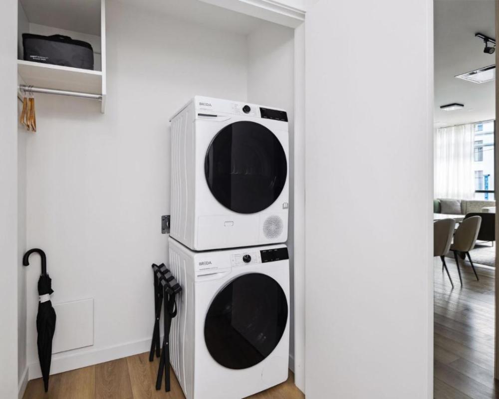 фото Smithe House