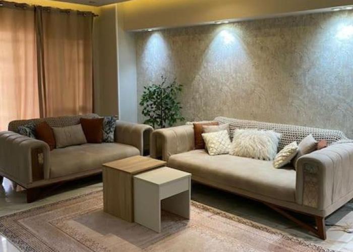 Apart with private garden in prime location