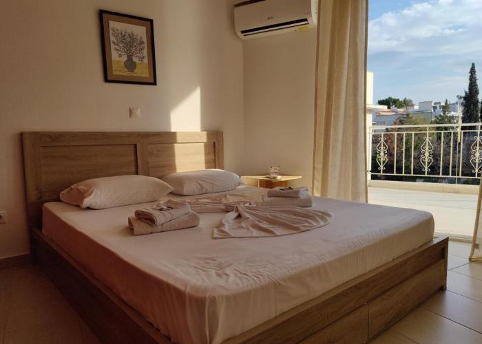 Finikas Spata Holiday Apartment
