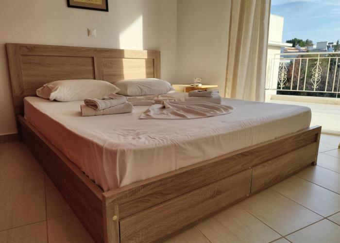 Finikas Spata Holiday Apartment