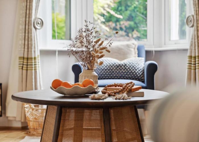 Stunning & Stylish 2 Bedrooms Property Retreat, Central Winchester, Chic & Spacious, Free On-Street Parking, Sleeps 6 - by Blue Puffin Stays