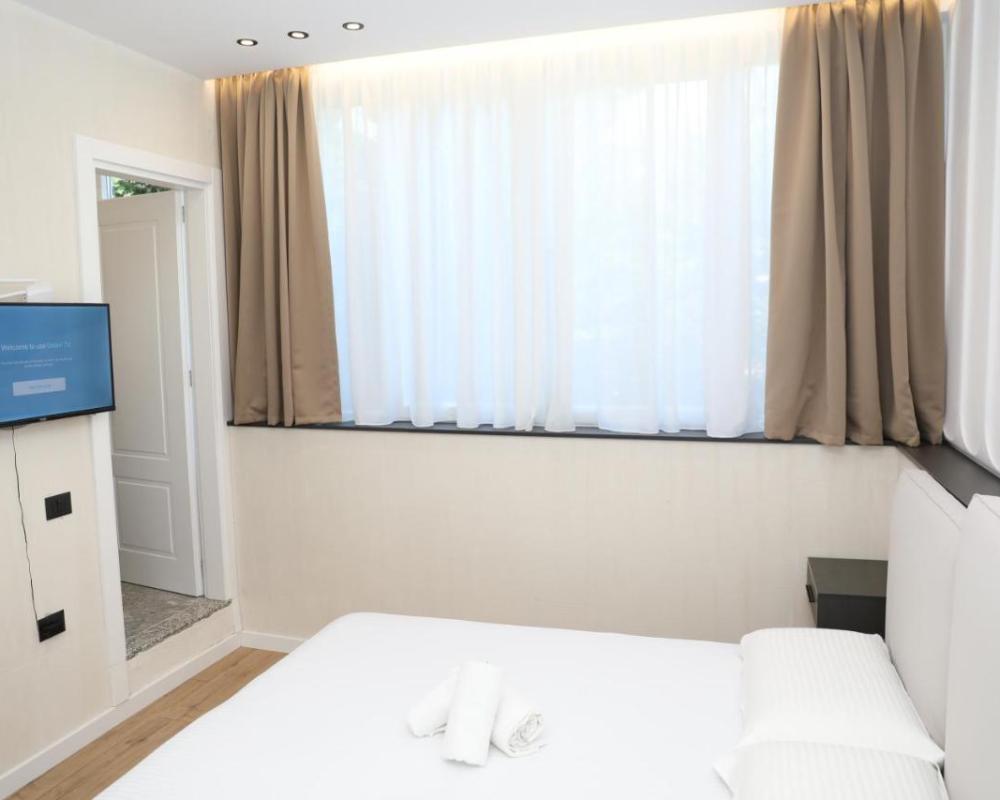 фото Hotel Scutari
