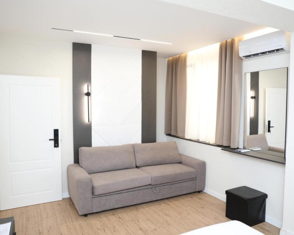 фото Hotel Scutari