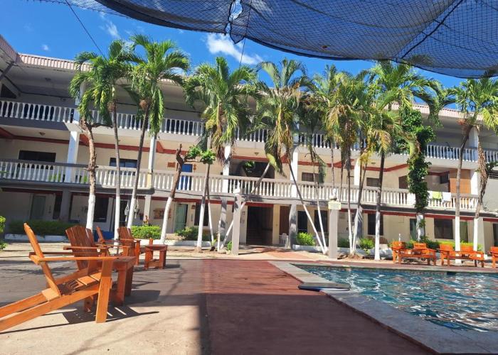 Oasis Tropical en Playa Las Flores - Coastal Paradise Rentals