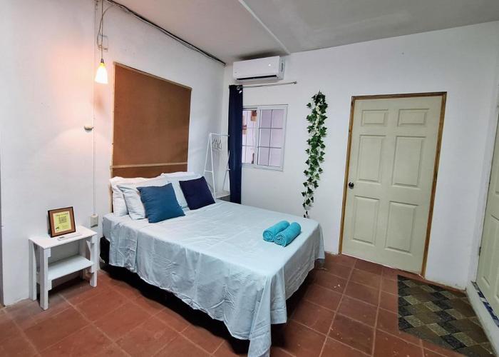 Oasis Tropical en Playa Las Flores - Coastal Paradise Rentals