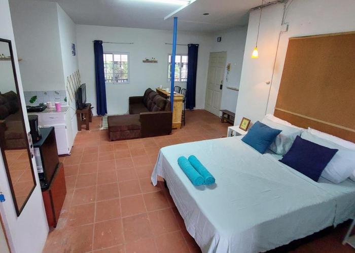 Oasis Tropical en Playa Las Flores - Coastal Paradise Rentals