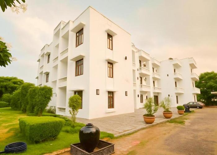 Elegance Resort