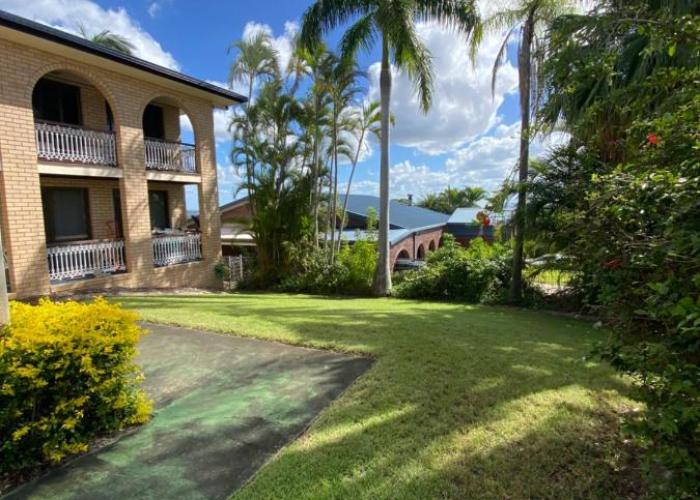 Everingham Views