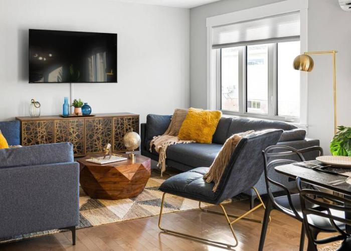 Dwelling Of Lights Residence