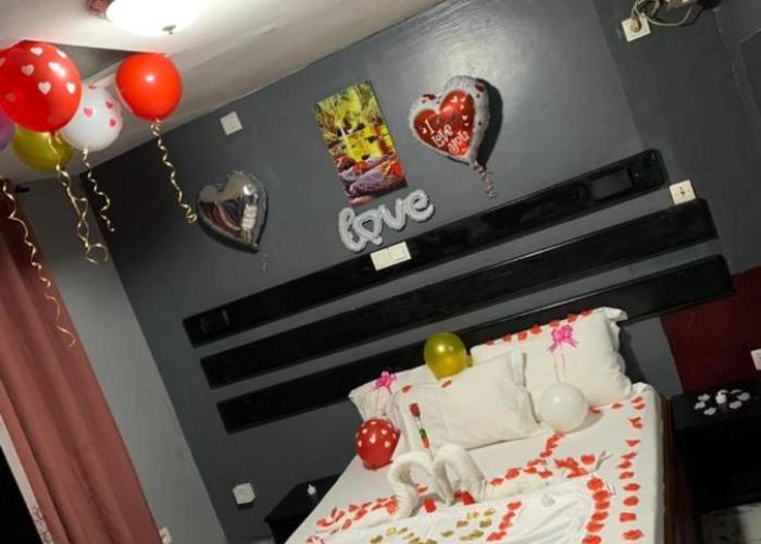 Love Room Sunrise Center Bonapriso 108