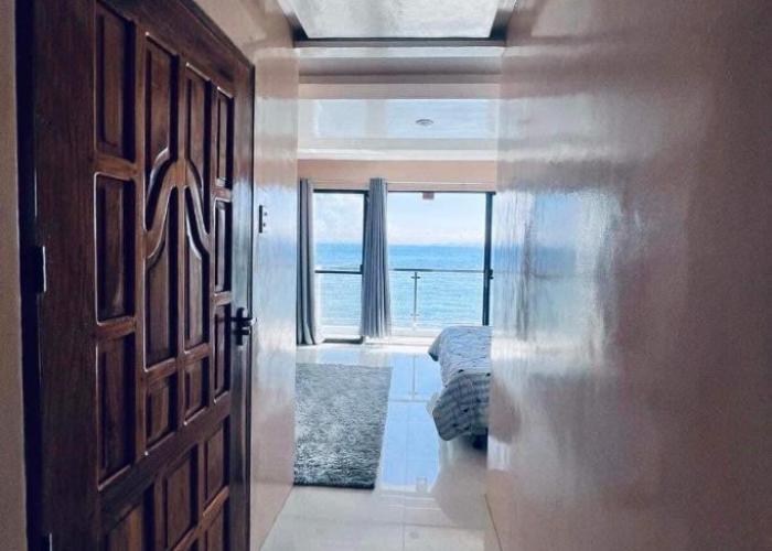 Casa Rosita Beach Front House