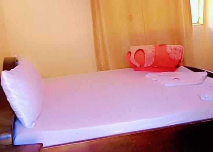 ATA Safaris Lodge - Hotels in Karatu