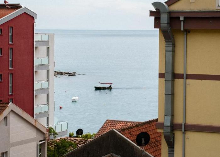 Historic Seafront Family Villa