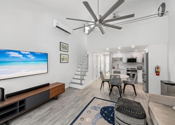 Beach Living at Island Pine Villas 'BLJW'