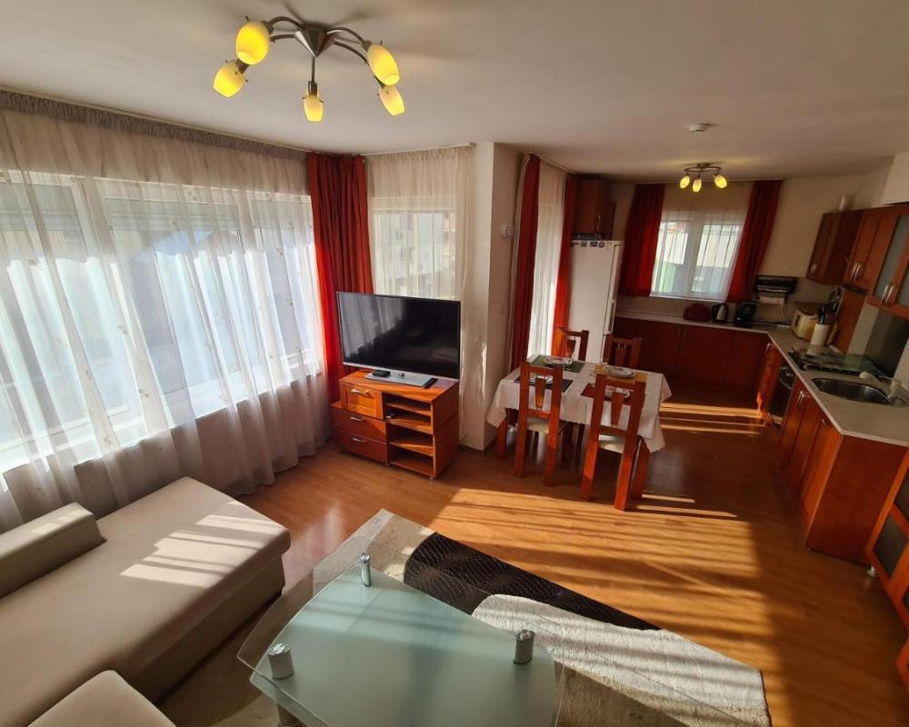 фото Spacious 2 Bedroom Apartment