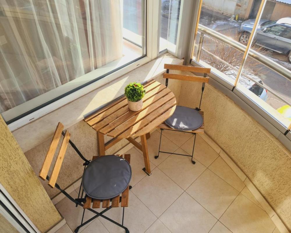 фото Spacious 2 Bedroom Apartment