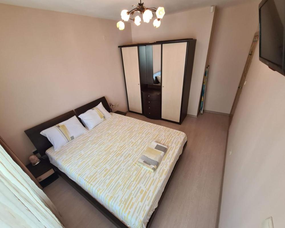 фото Spacious 2 Bedroom Apartment