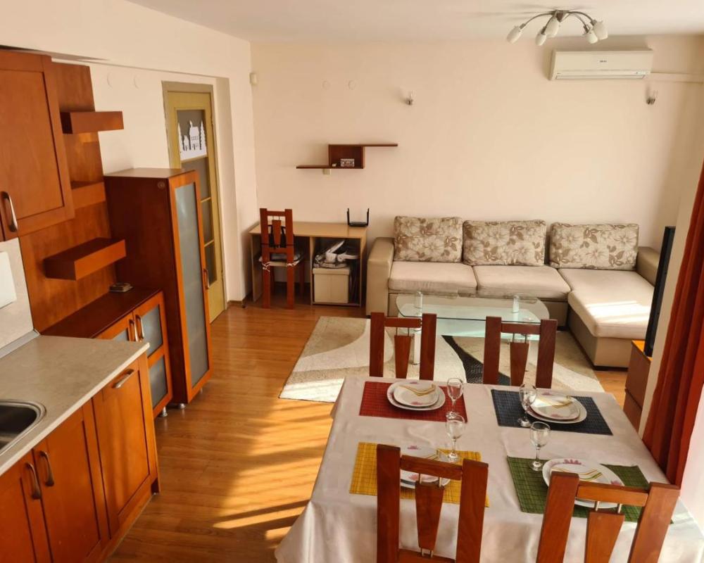 фото Spacious 2 Bedroom Apartment