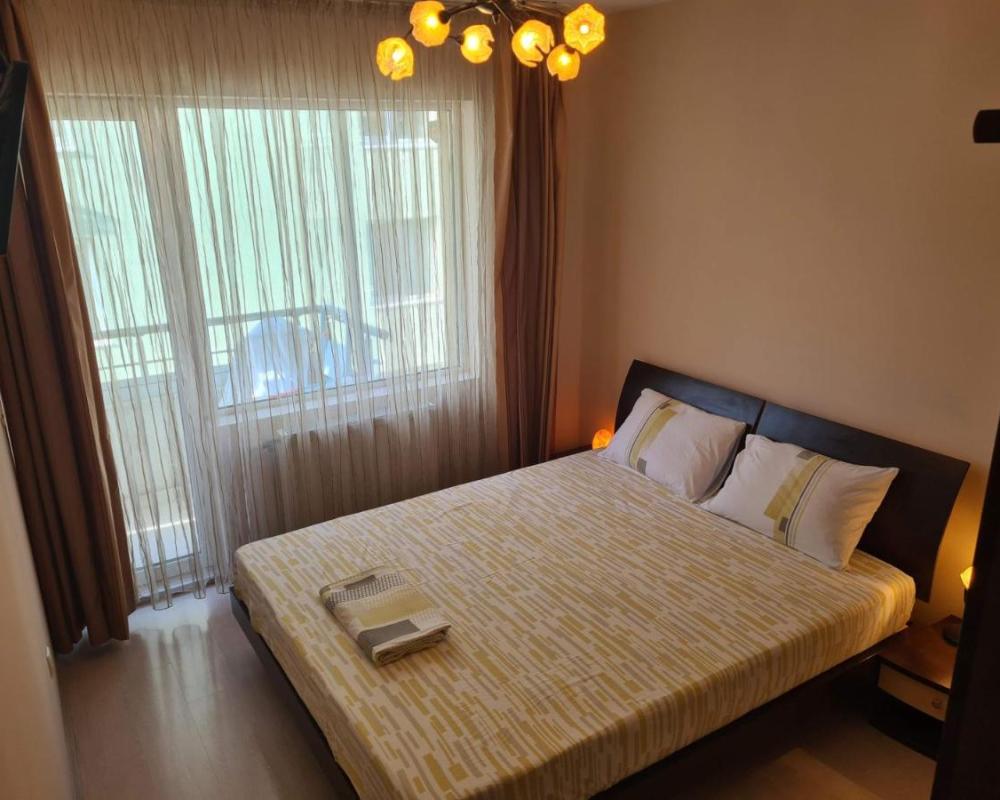фото Spacious 2 Bedroom Apartment