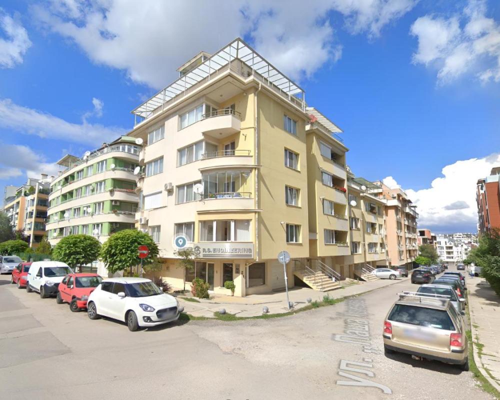 фото Spacious 2 Bedroom Apartment