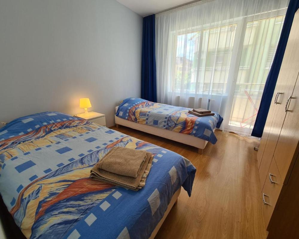 фото Spacious 2 Bedroom Apartment