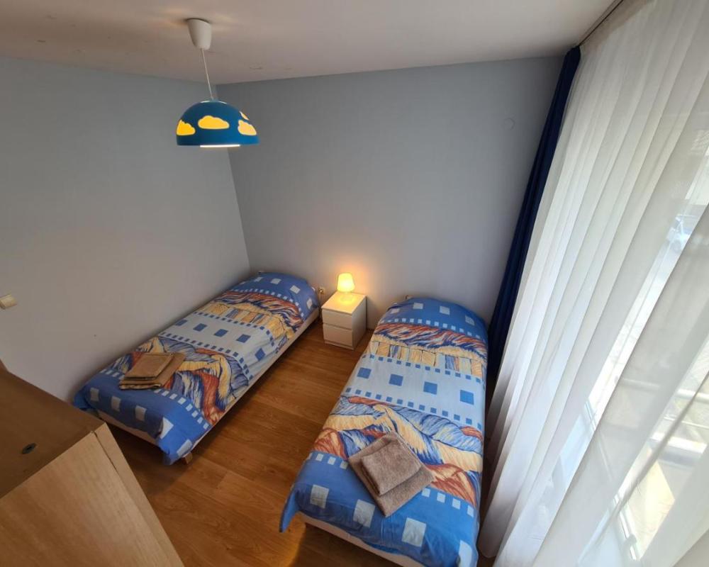 фото Spacious 2 Bedroom Apartment
