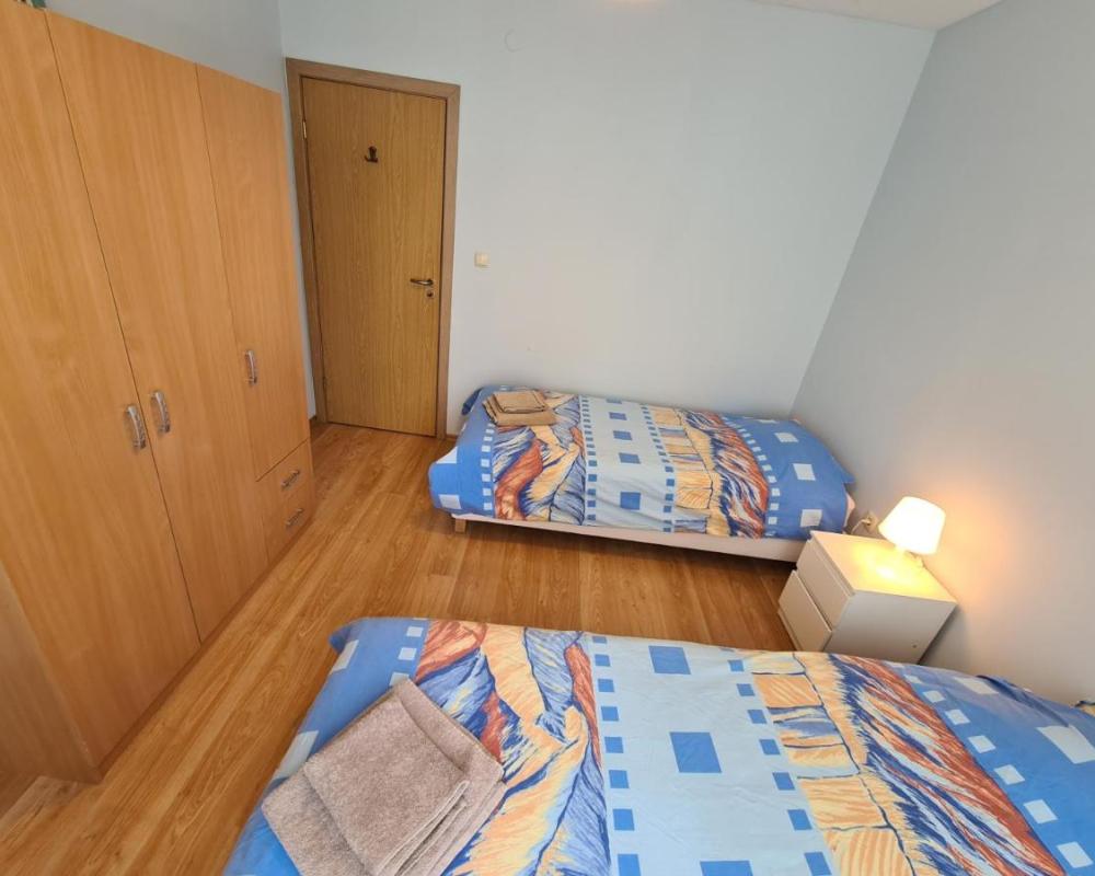фото Spacious 2 Bedroom Apartment