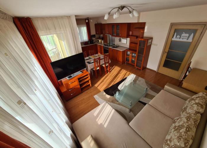 Spacious 2 Bedroom Apartment
