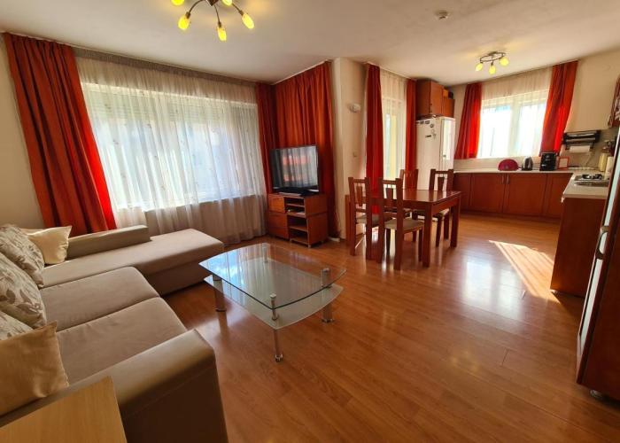 Spacious 2 Bedroom Apartment