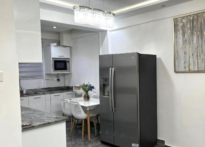 Luxury Apartment with Pool, McCarthy hill