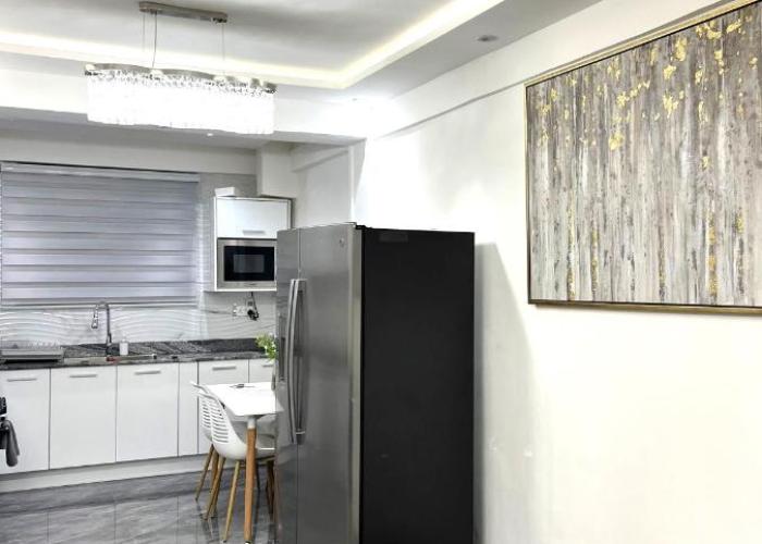 Luxury Apartment with Pool, McCarthy hill