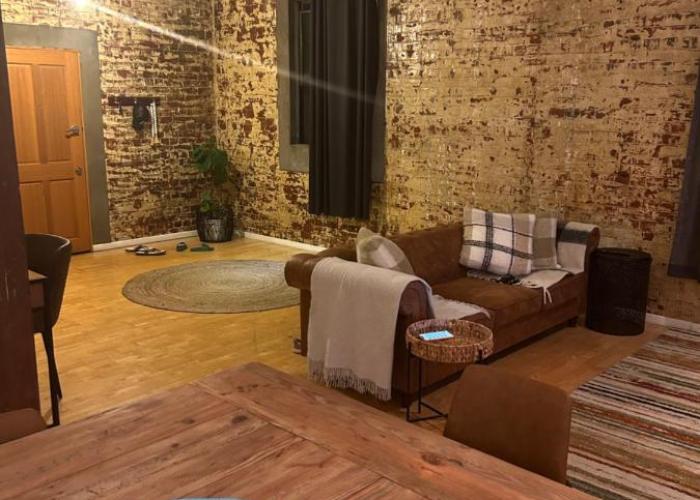 Riverside Boutique Apartment