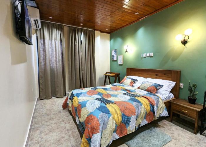 Chambre meublée extra confort à Yaoundé