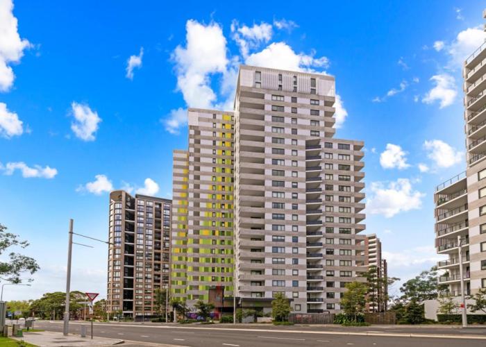 High level urban retreat in Macquarie Park
