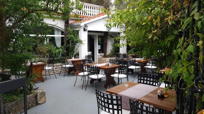 Apartmani Tri Ferala - Pakoštane