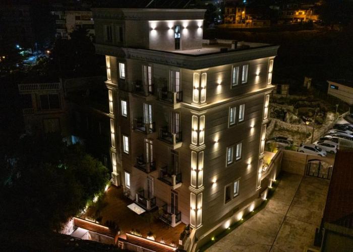 Art Gallery Boutique Hotel