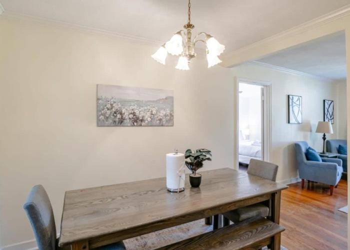 Close to Midtown & Parks - Little Blue