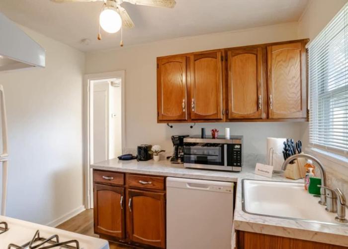 Close to Midtown & Parks - Little Blue