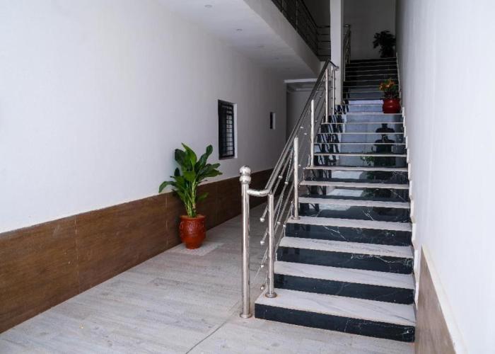 Luxuria NOUAKCHOTT